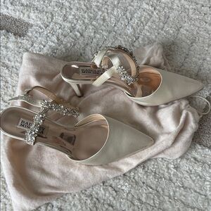 Badgley Mischka Ivory Embellished Strap Heels 6.5